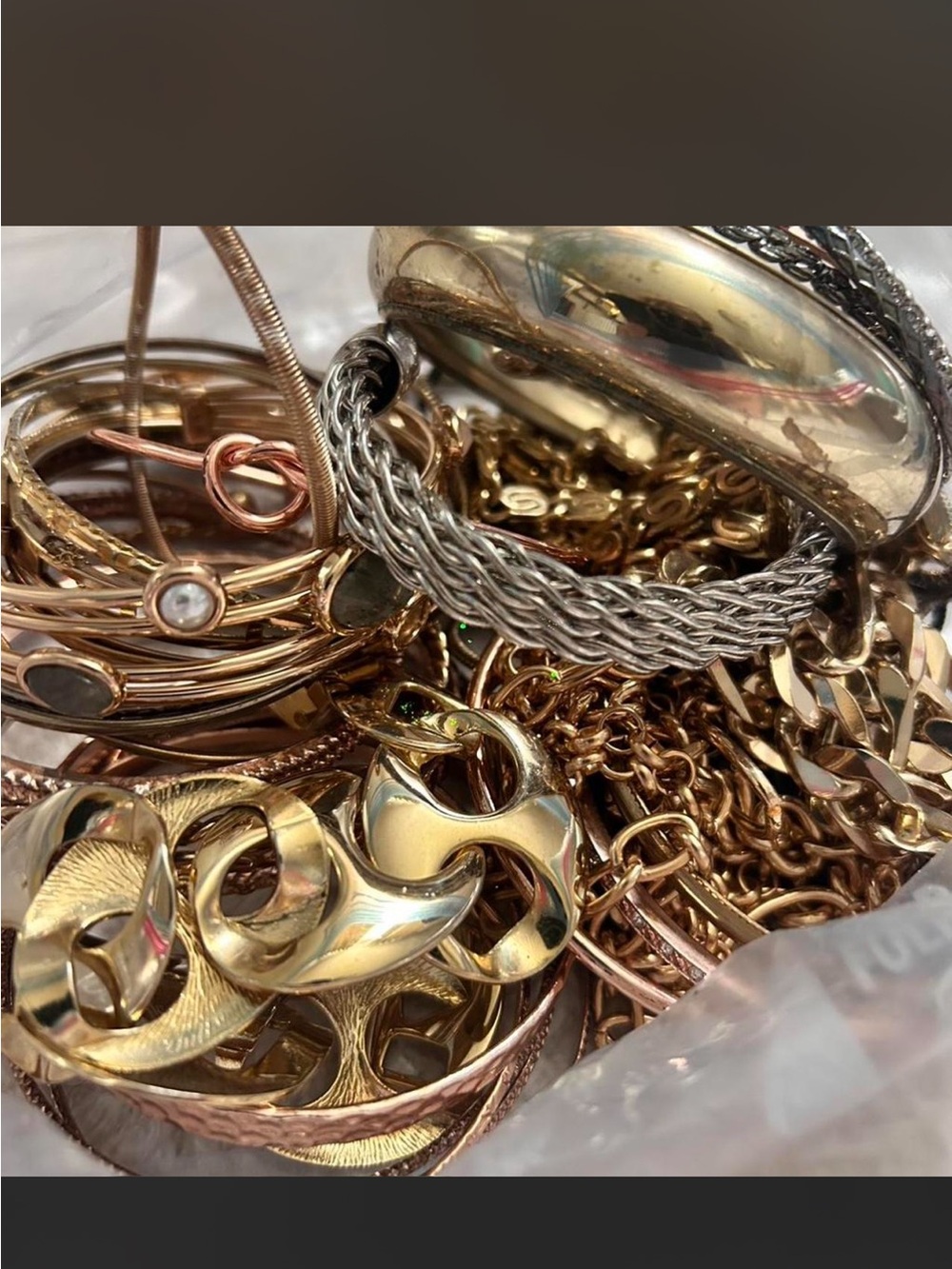 Gold-Tone Mixed Women’s Jewelry Set - Elegant Layered Pieces